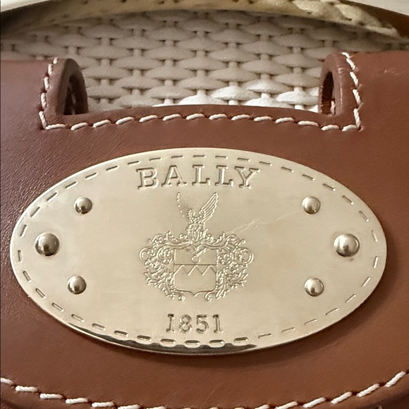 Bally Brown and Cream Woven Shoulder bag - Picture 11 of 15